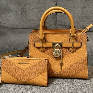 Authentic Michael Kors Handbag and Wallet